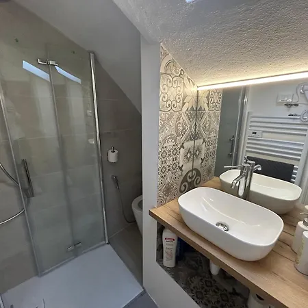 Santa Chiara Loft Apartment